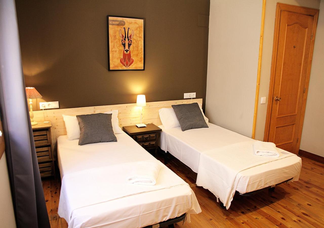 Hostal Fonda Prat Puigcerdà Eksteriør bilde
