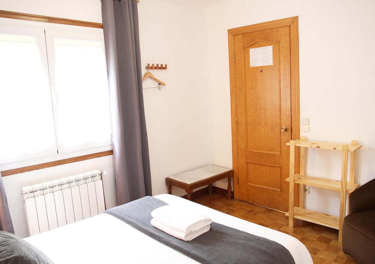 Hostal Fonda Prat Puigcerdà Eksteriør bilde