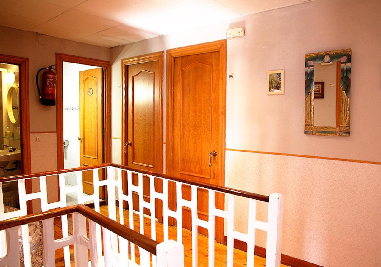 Hostal Fonda Prat Puigcerdà Eksteriør bilde